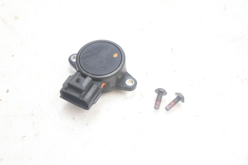 photo de CAPTEUR TPS YAMAHA XMAX X-MAX 125 (2006 - 2009) - Dettaglio del componente