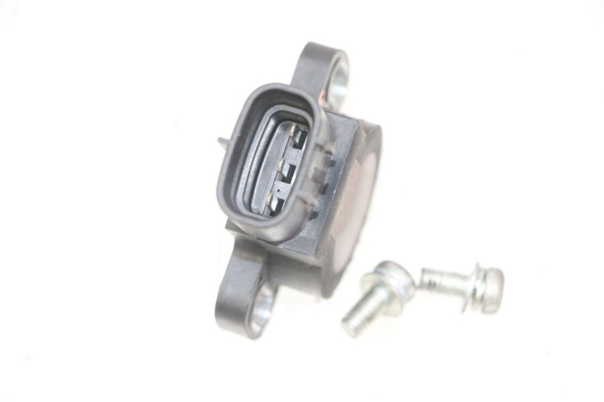 photo de SENSORE TPS YAMAHA XJ6 ABS 600 (2008 - 2016) - Dettaglio del componente