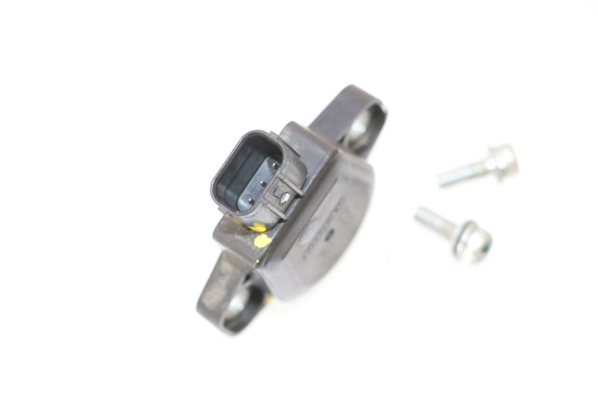 photo de SENSORE TPS HONDA XLV VARADERO 125 (2007 - 2012) - Dettaglio del componente