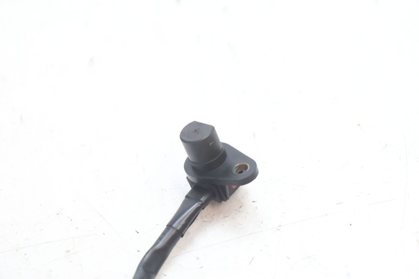 photo de SENSORE VELOCITÀ SUZUKI GSR 600 (2005 - 2012) - Altra angolazione