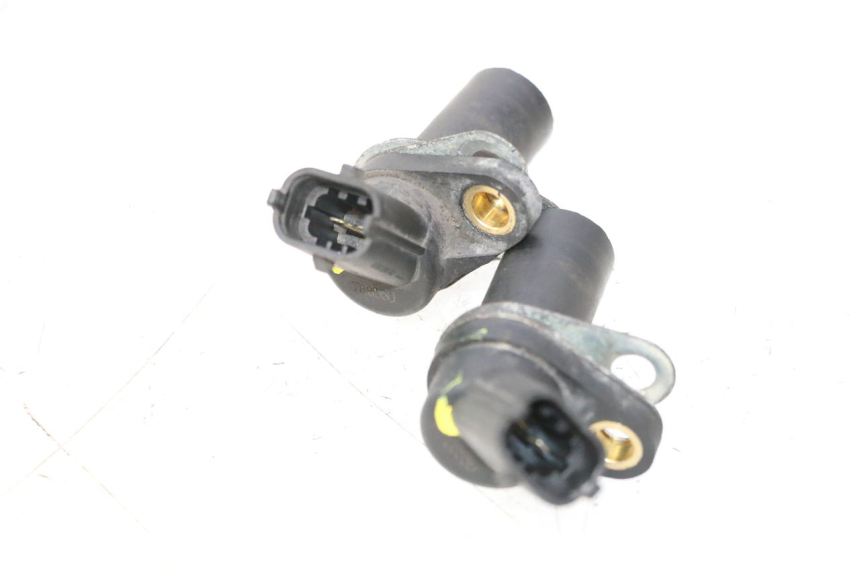 photo de SENSORE VELOCITÀ PIAGGIO MP3 125 (2006 - 2014) - Altra angolazione