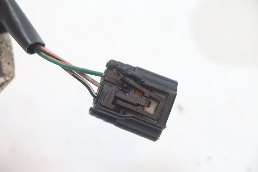 photo de SENSORE VELOCITÀ HONDA PCX (JF28) 125 (2009 - 2011) - Altra angolazione