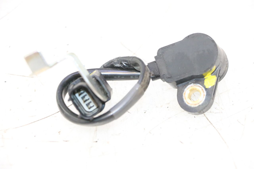 photo de SENSORE POSIZIONE ROLL LOCK PIAGGIO MP3 HPE 530 (2022 - 2026) - Vista principale