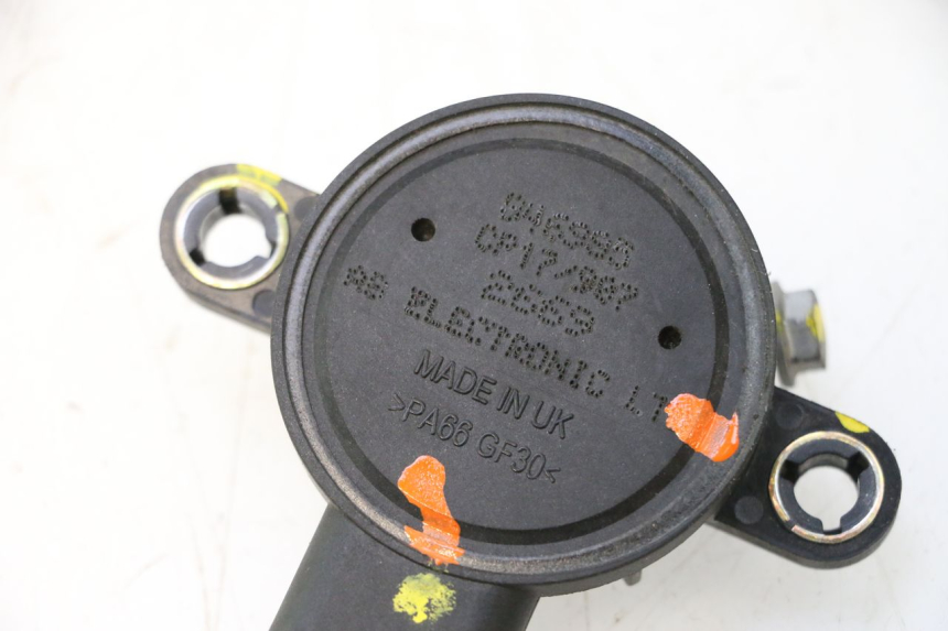 photo de SENSORE POSIZIONE ROLL LOCK PIAGGIO MP3 LT 300 (2010 - 2016) - Dettaglio del componente