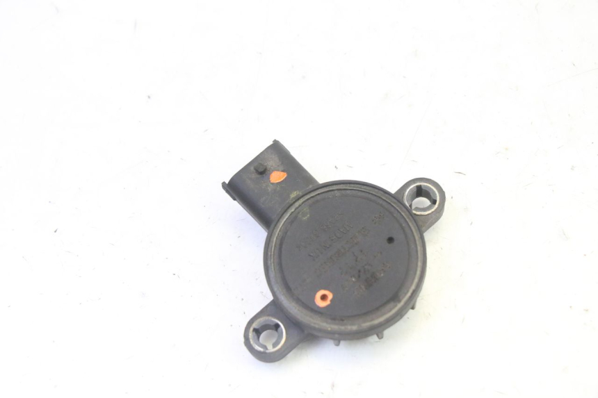 photo de SENSORE POSIZIONE ROLL LOCK PIAGGIO MP3 125 (2006 - 2014) - Dettaglio del componente