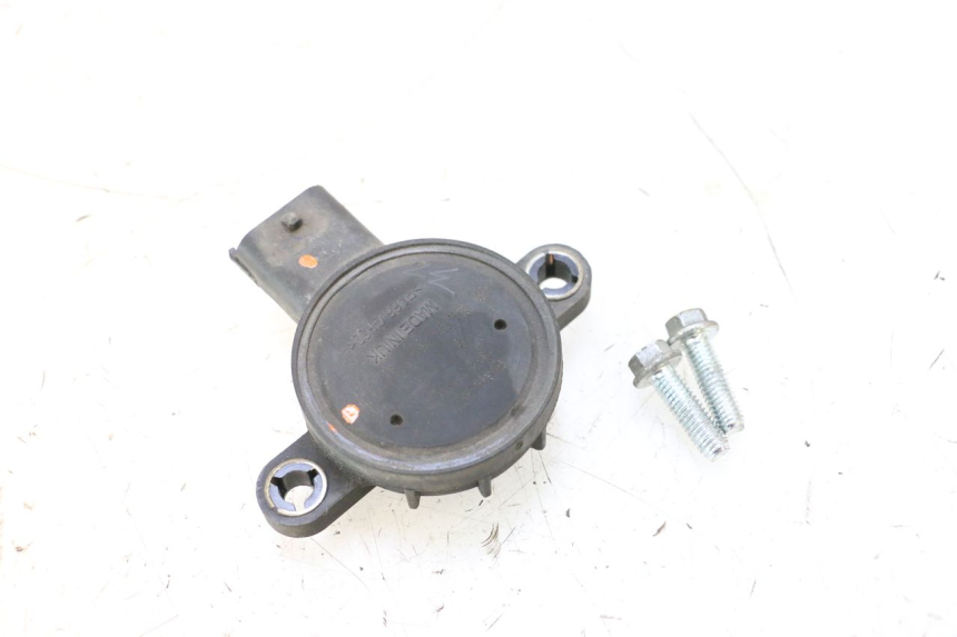 photo de SENSORE POSIZIONE ROLL LOCK PIAGGIO MP3 125 (2006 - 2014) - Dettaglio del componente