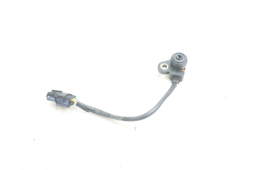 photo de SENSORE POSIZIONE ROLL LOCK PIAGGIO MP3 500 (2016 - 2018) - Zoom sullo stato d'uso