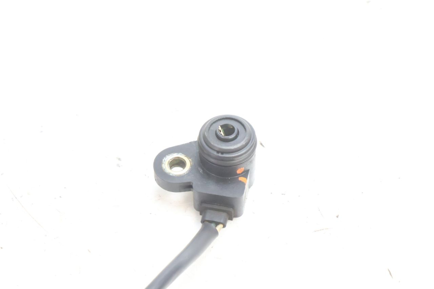 photo de SENSORE POSIZIONE ROLL LOCK PIAGGIO MP3 500 (2016 - 2018) - Altra angolazione