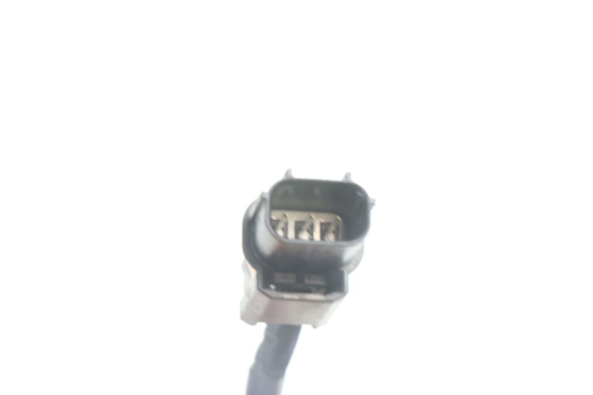 photo de SENSORE POSIZIONE ROLL LOCK PIAGGIO MP3 500 (2016 - 2018) - Dettagli dei punti di fissaggio