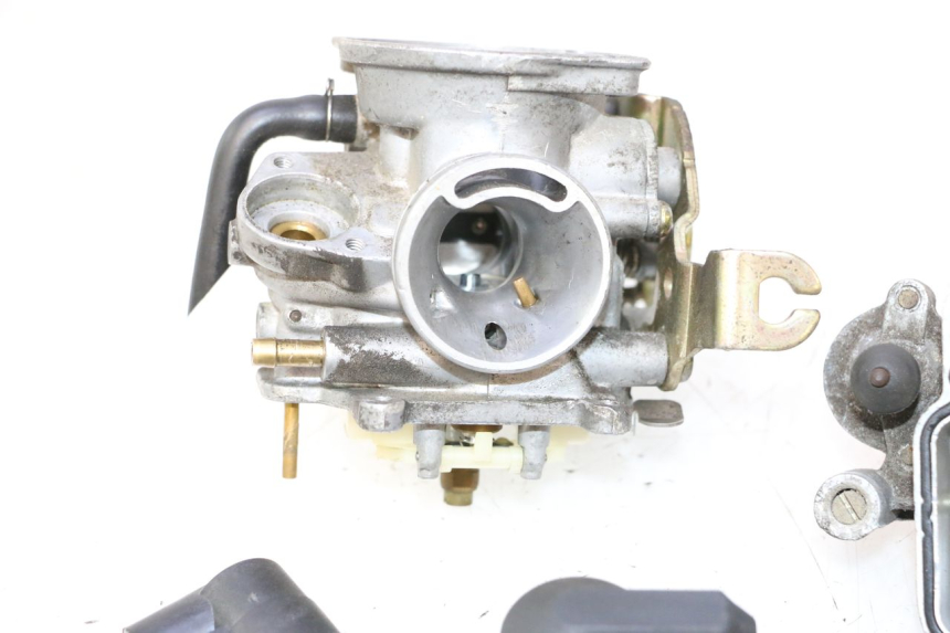 photo de CARBURATORE KYMCO AGILITY 4T 10" 50 (2005 - 2018) - Caratteristiche distintive