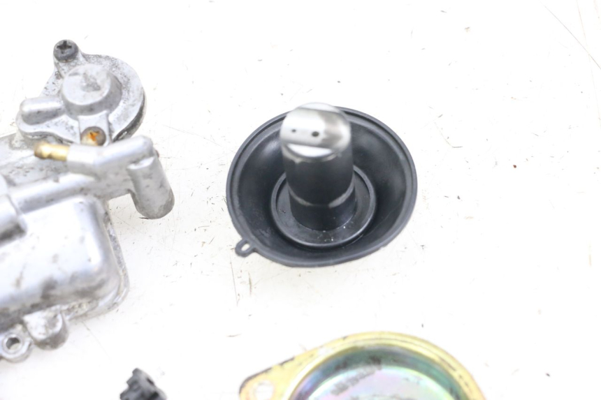 photo de CARBURATORE KYMCO AGILITY 4T 50 (2005 - 2018) - Primo piano tecnico