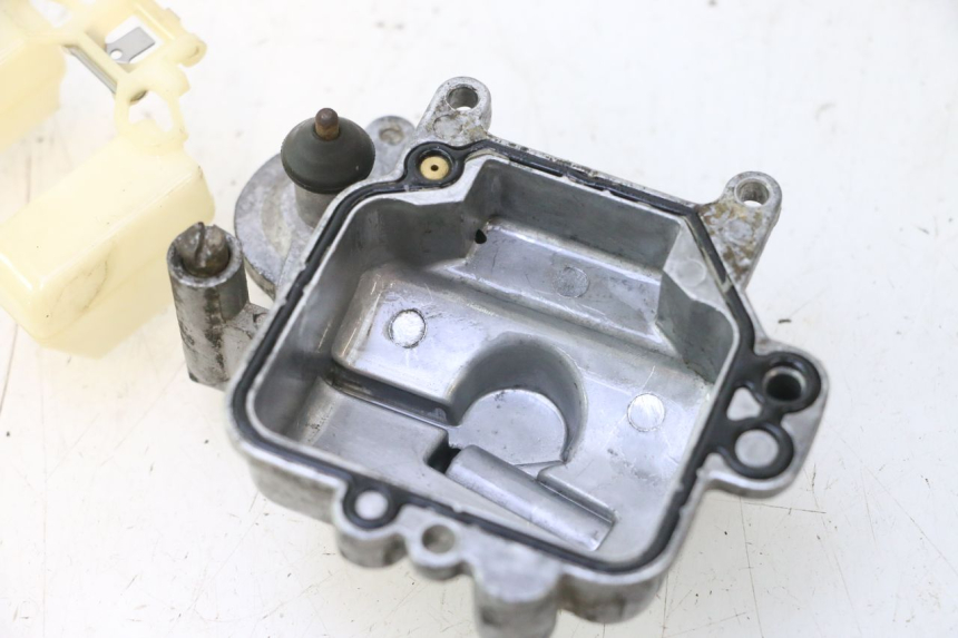 photo de CARBURATORE KYMCO AGILITY 4T 50 (2005 - 2018) - Marcature e riferimenti originali