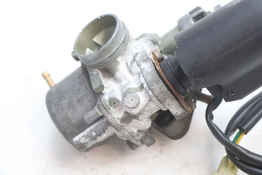photo de CARBURATORE PEUGEOT BUXY 50 (1993 - 1998) - Dettagli dei punti di fissaggio