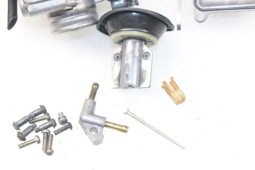 photo de CARBURATORE PIAGGIO CARNABY 125 (2007 - 2011) - Altra vista dell'articolo