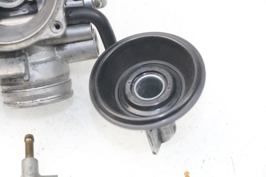 photo de CARBURATORE PIAGGIO CARNABY 125 (2007 - 2011) - Ricambio usato controllato