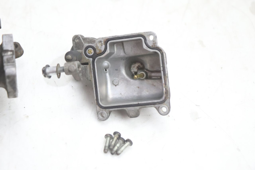 photo de CARBURATORE HONDA CB TWO FIFTY 250 (1991 - 2002) - Zoom sui componenti