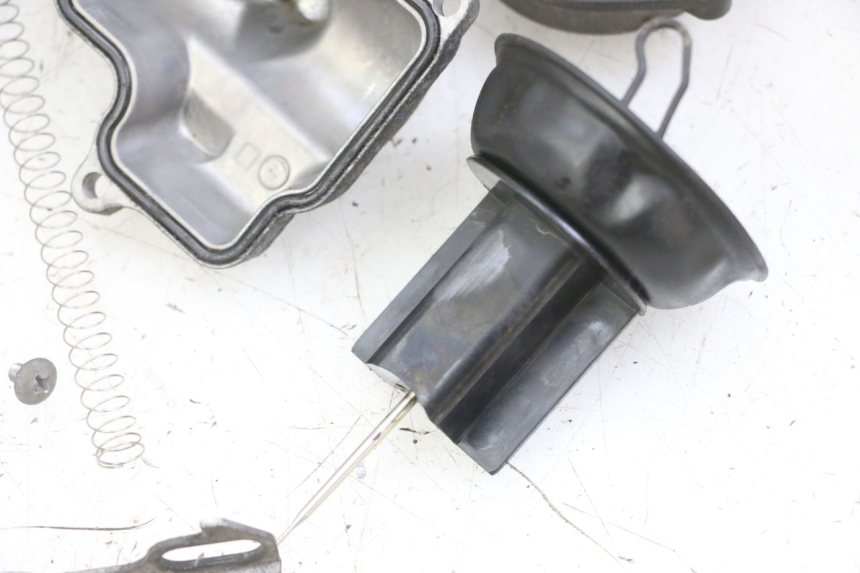 photo de CARBURATORE HONDA CBF 500 (2004 - 2007) - Panoramica del profilo