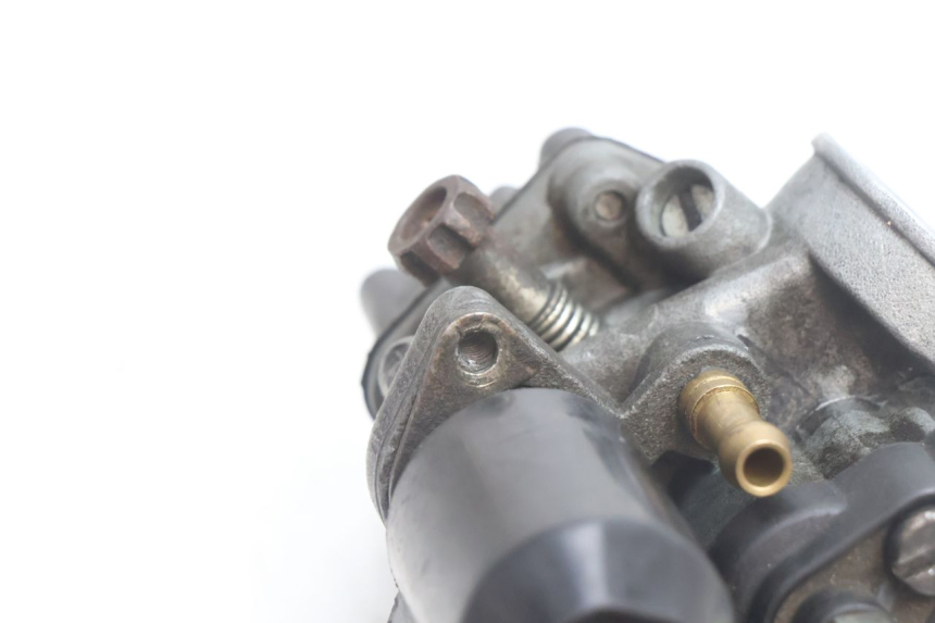 photo de CARBURATORE PEUGEOT CITYSTAR 2T 50 (2018 - 2021) - Dettagli dei punti di fissaggio