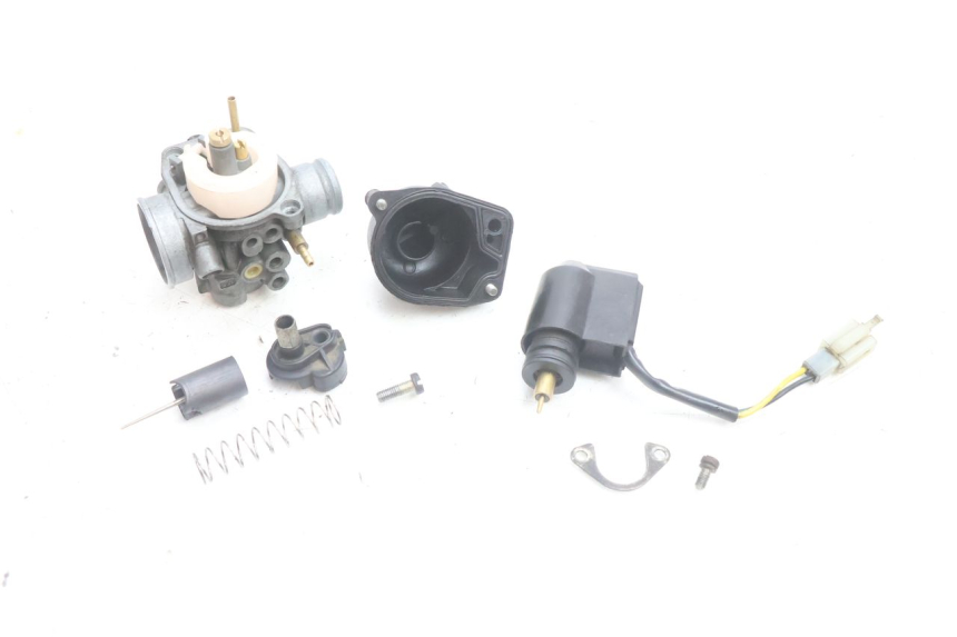 photo de CARBURATORE PEUGEOT CITYSTAR 2T 50 (2018 - 2021) - Ricambio usato controllato