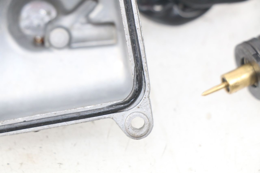 photo de Carburatore JMSTAR CJ12M 125 (2005 - 2007) - Stato della superficie e materiale