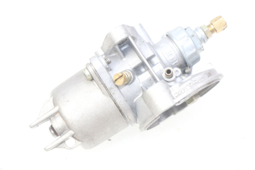 photo de CARBURATORE POCKET BIKE COURSE 50 - Primo piano tecnico