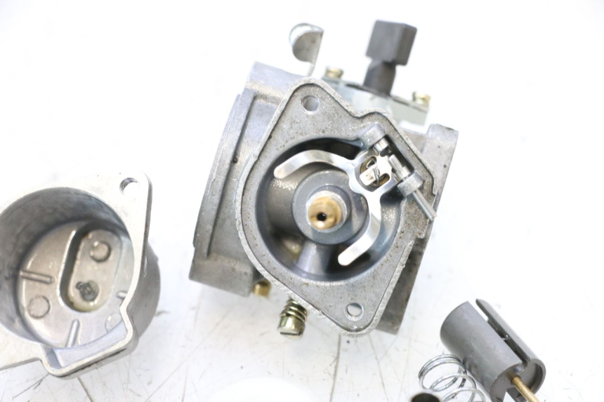 photo de CARBURATORE ORION DELTA DIRT BIKE 50 - Ispezione visiva dettagliata