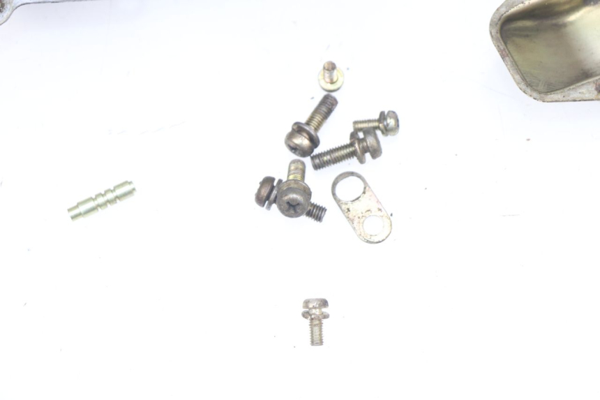 photo de CARBURATORE SUZUKI DR DJEBEL 600 (1985 - 1990) - Zoom sui componenti