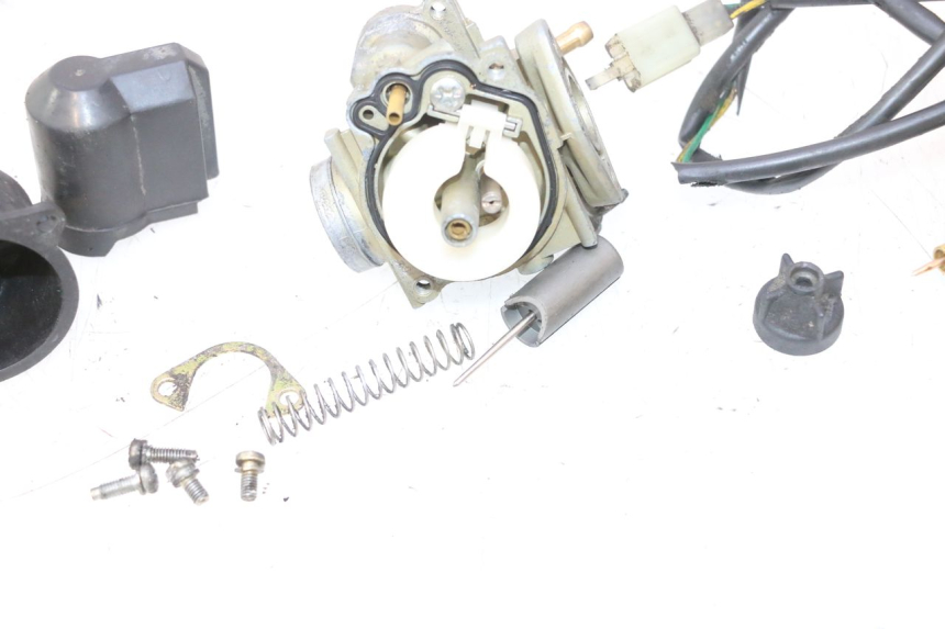 photo de CARBURATORE PEUGEOT ELYSTAR 50 (2002 - 2014) - Zoom sui componenti