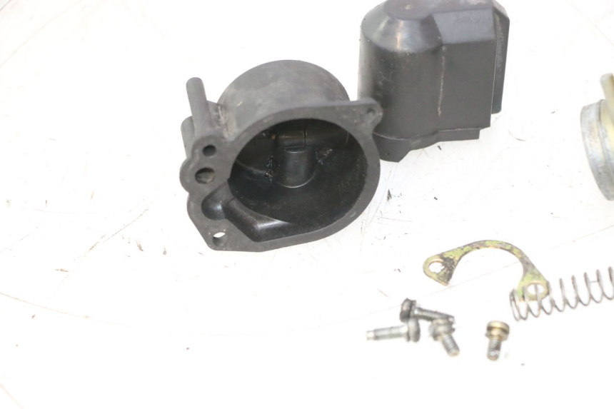 photo de CARBURATORE PEUGEOT ELYSTAR 50 (2002 - 2014) - Primo piano ad alta risoluzione