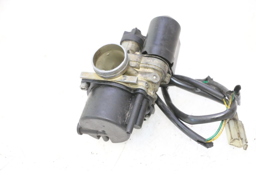 photo de CARBURATORE PEUGEOT ELYSTAR 50 (2002 - 2014) - Stato della superficie e materiale