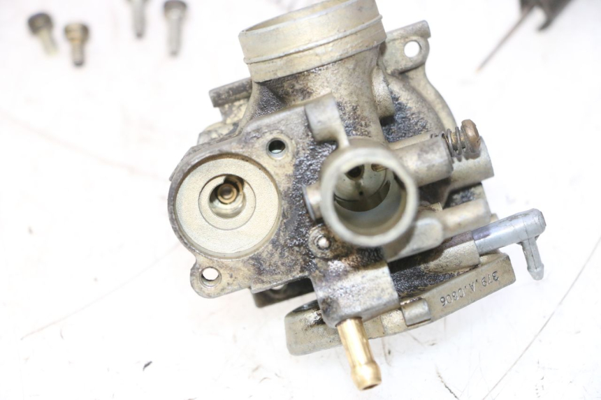 photo de CARBURATORE PEUGEOT ELYSTAR 50 (2002 - 2014) - Caratteristiche distintive