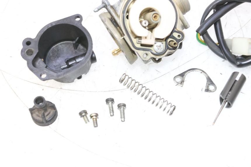 photo de CARBURATORE PEUGEOT ELYSTAR 50 (2002 - 2014) - Primo piano ad alta risoluzione