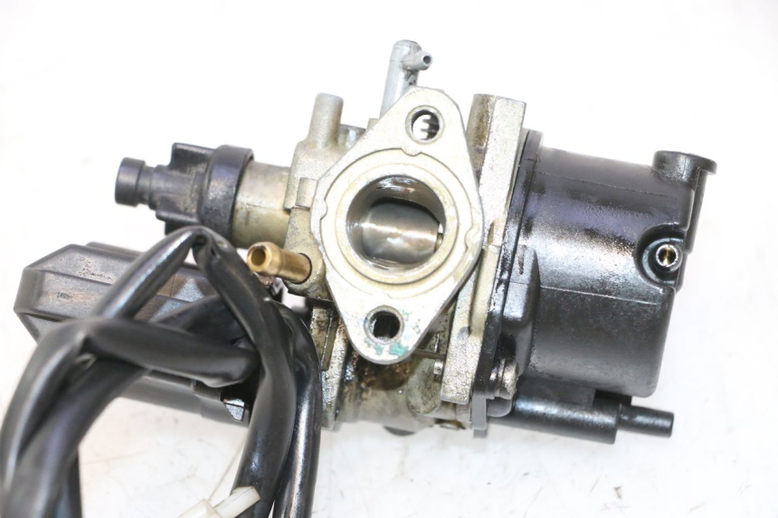 photo de CARBURATORE PEUGEOT ELYSTAR 50 (2002 - 2014) - Stato della superficie e materiale