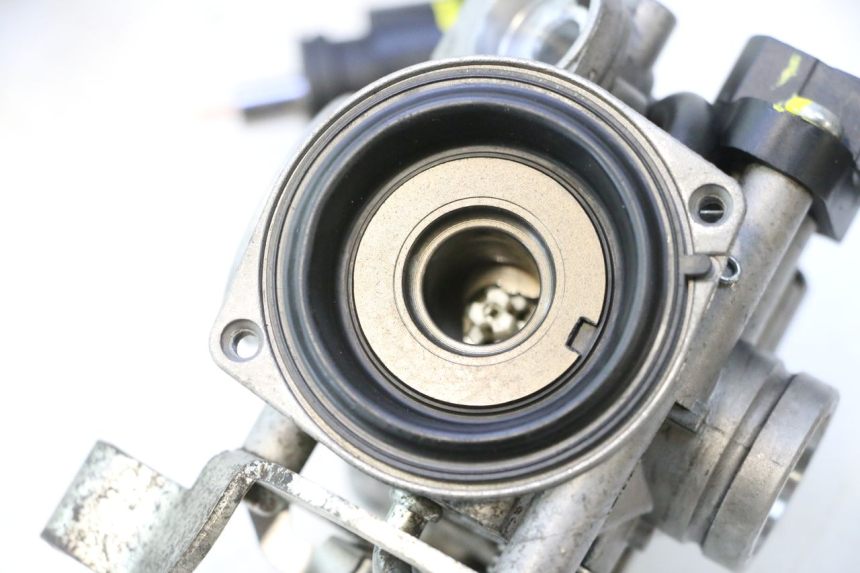 photo de CARBURATORE JM MOTORS EVOLIS 4T 50 (2018 - 2022) - Altra vista dell'articolo