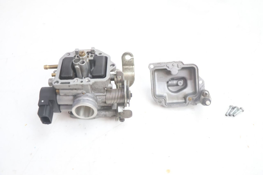 photo de CARBURATORE JM MOTORS EVOLIS 4T 50 (2018 - 2022) - Stato della superficie e materiale