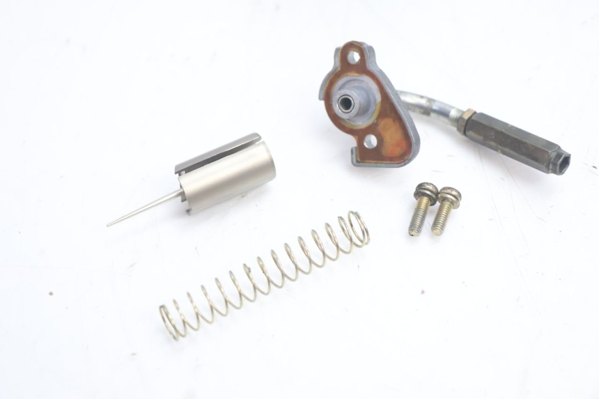 photo de CARBURATORE KEEWAY F-ACT NAKED 50 (2009 - 2014) - Caratteristiche distintive
