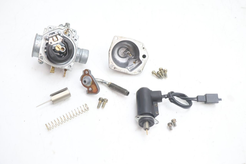 photo de CARBURATORE KEEWAY F-ACT NAKED 50 (2009 - 2014) - Stato della superficie e materiale