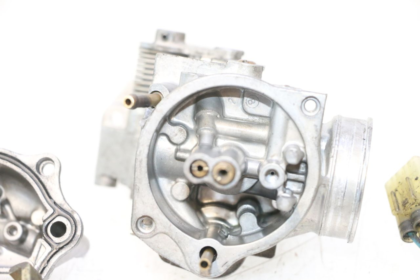 photo de CARBURATORE HONDA FES PANTHEON 2T 125 (1998 - 2002) - Vista principale