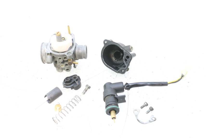 photo de CARBURATORE PIAGGIO FLY 2T 50 (2004 - 2017) - Dettagli dei punti di fissaggio