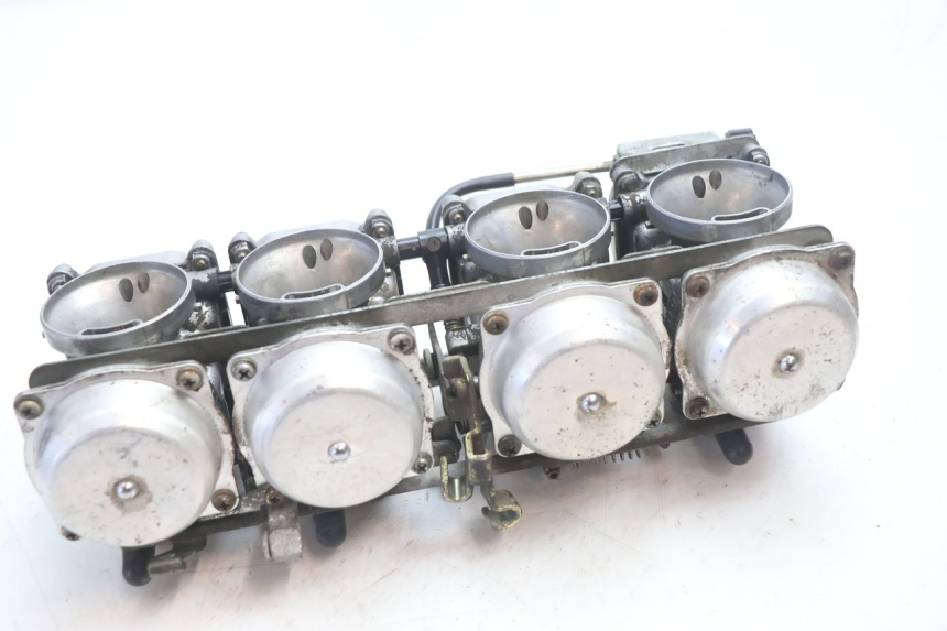 photo de CARBURATORE KAWASAKI GPX F ZX750F 750 (1986 - 1990) - Primo piano tecnico