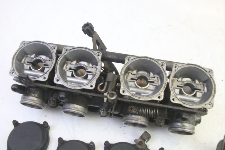 photo de CARBURATORE KAWASAKI GPX R WARBIRD 600 (1988 - 1993) - Caratteristiche distintive
