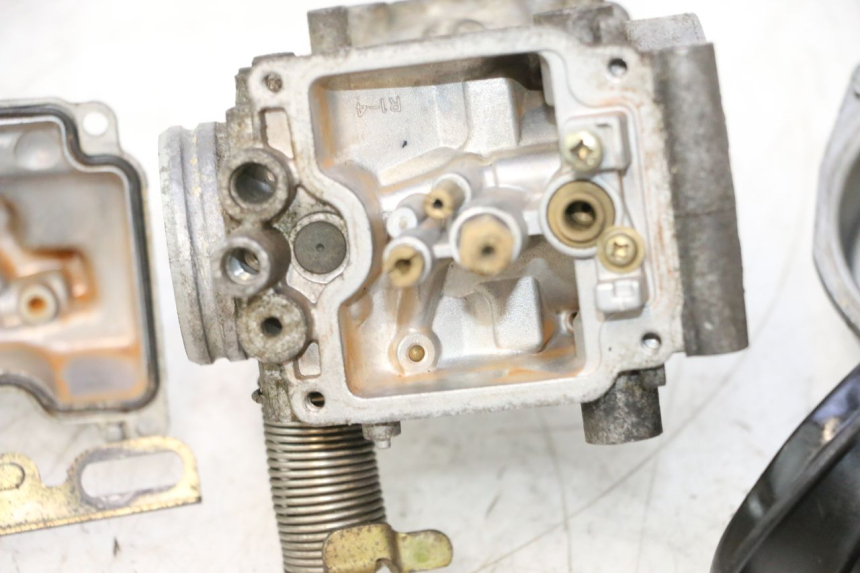 photo de CARBURATORE SUZUKI GS GSE 500 (2001 - 2003) - Panoramica del profilo