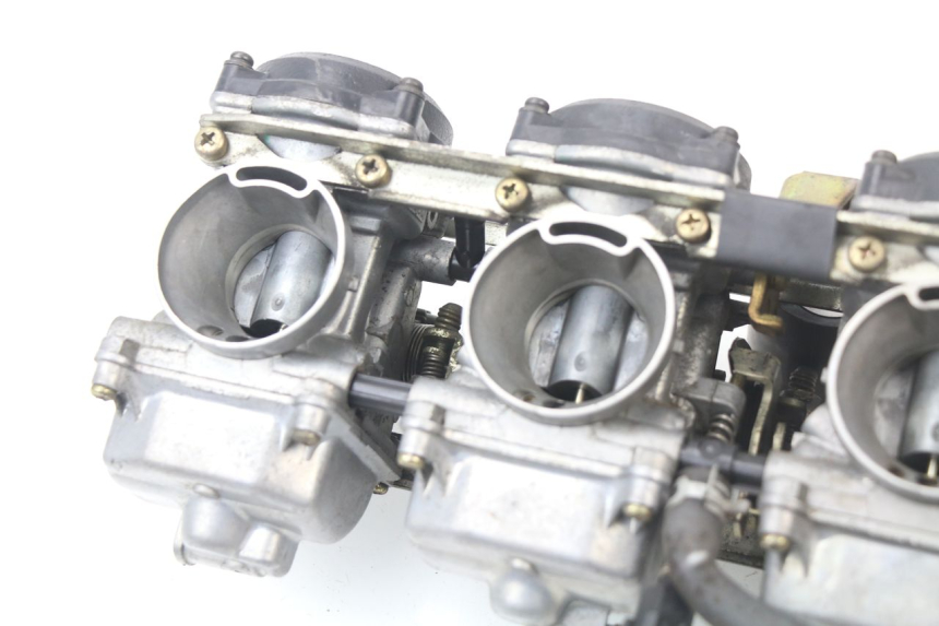 photo de CARBURATORE SUZUKI GSF N BANDIT 600 (1996 - 1999) - Stato della superficie e materiale