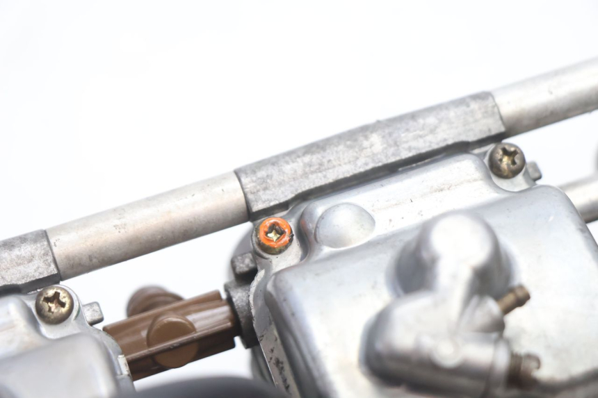 photo de CARBURATORE SUZUKI GSF N BANDIT 1200 (2001 - 2005) - Vista d'insieme del prodotto