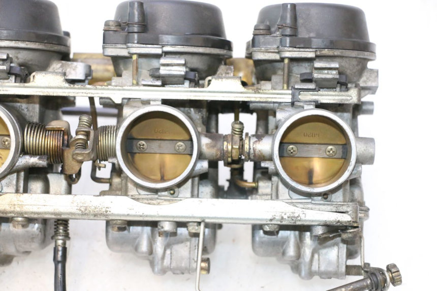 photo de CARBURATORE SUZUKI GSX F GSXF 750 (1988 - 1998) - Zoom sui componenti