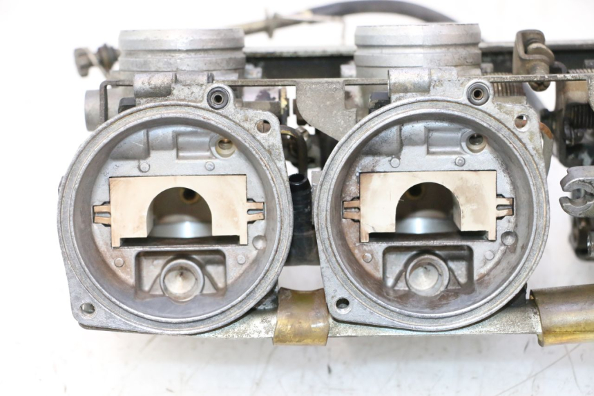 photo de CARBURATORE SUZUKI GSX F GSXF 750 (1988 - 1998) - Zoom sullo stato d'uso