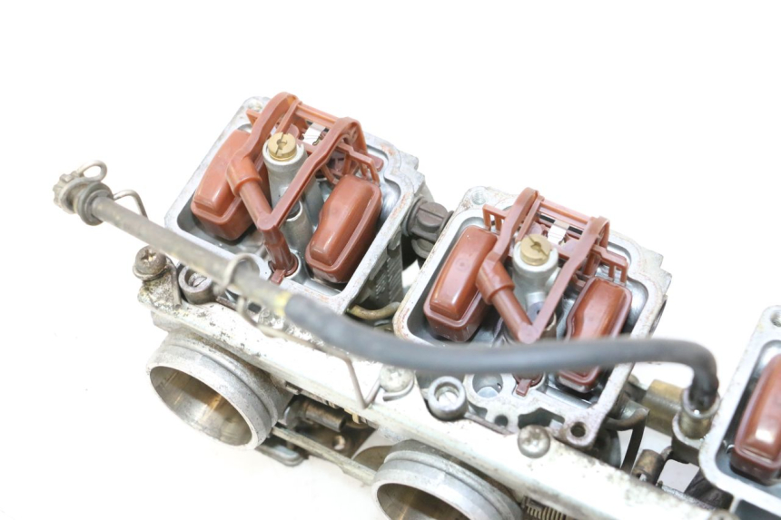 photo de CARBURATORE SUZUKI GSX F GSXF 750 (1988 - 1998) - Caratteristiche distintive