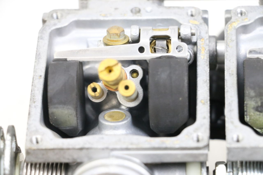 photo de CARBURATORE HYOSUNG GTR 125 (2006 - 2008) - Primo piano ad alta risoluzione
