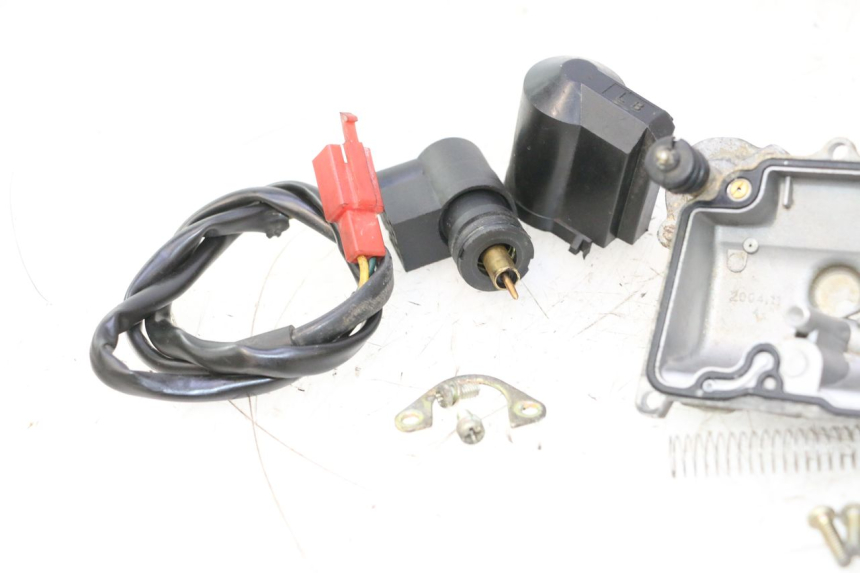 photo de CARBURATORE BAOTIAN HUASHA HS50QT-7 50 - Zoom sui componenti