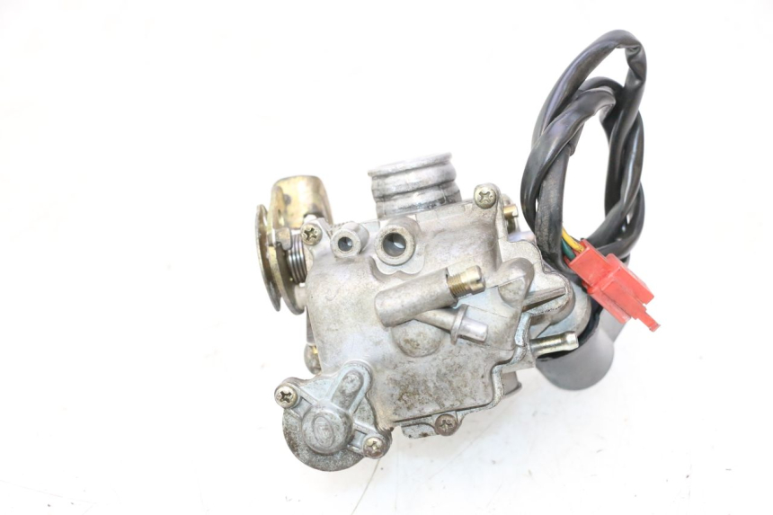 photo de CARBURATORE BAOTIAN HUASHA HS50QT-7 50 - Primo piano tecnico